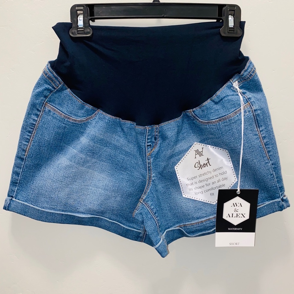 New maternity shorts